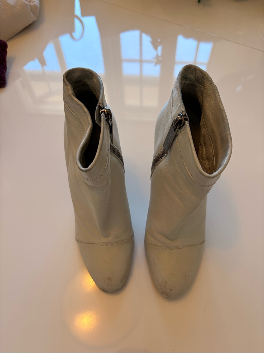 Nina Ricci Cream Leather Ankle Booties with Side Zip